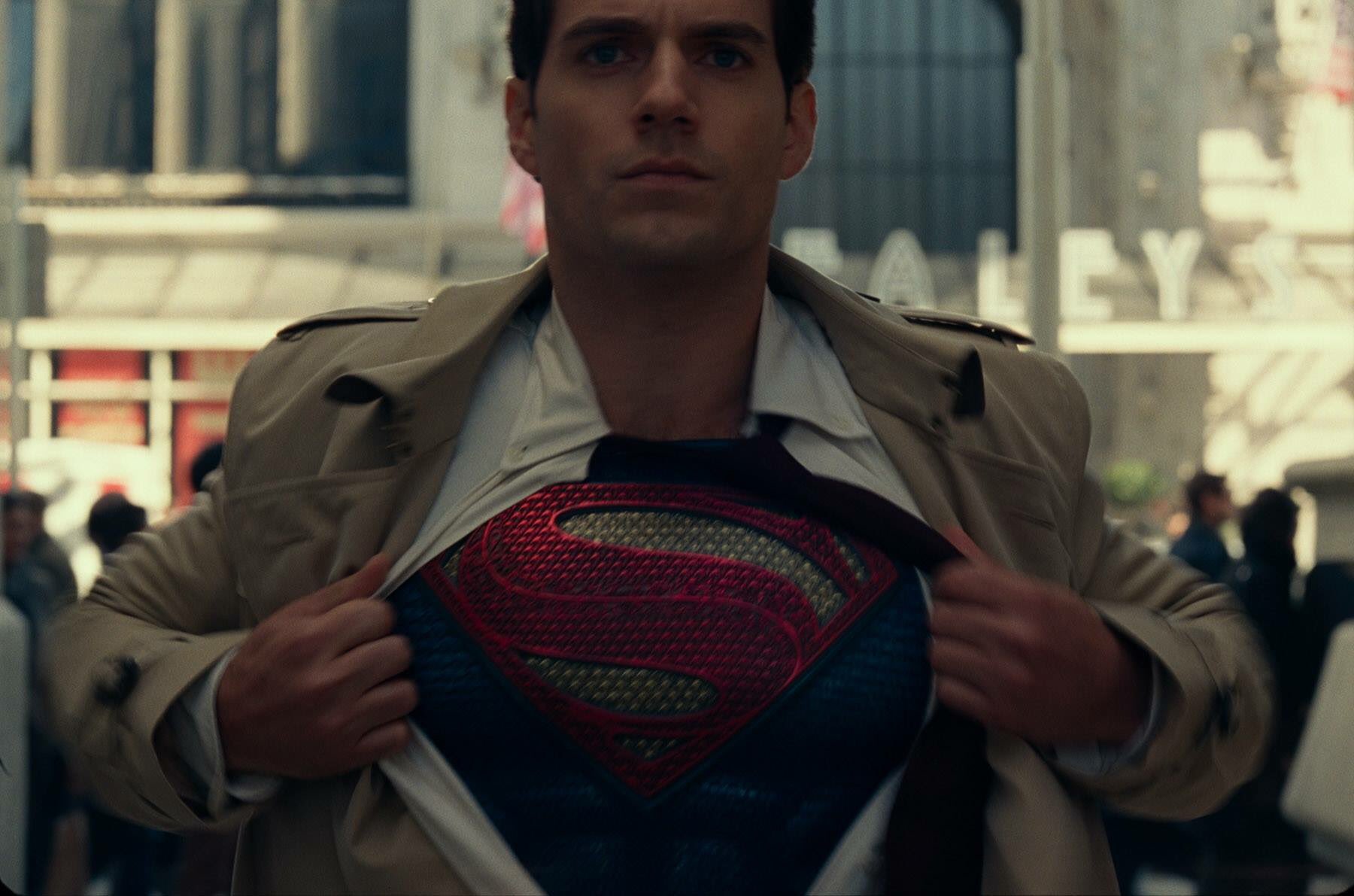 Henry Cavill workout revealed: Watch Superman star get his muscles