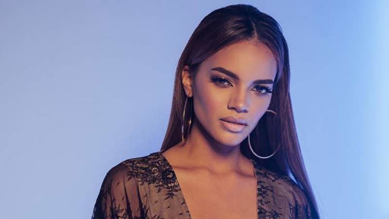 Leslie Grace - Batgirl