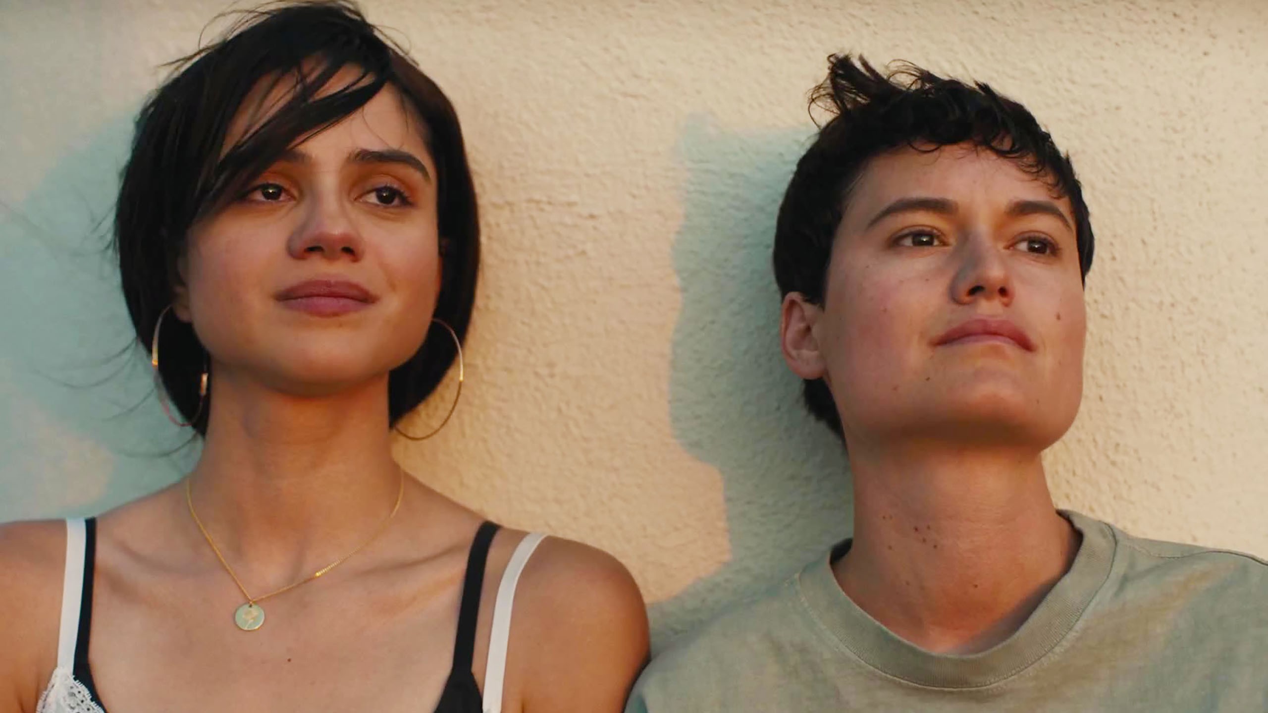 ‘In the Summers’ Review: Alessandra Lacorazza’s Feature Debut Is a Deep Characterization of a Troubled Household
